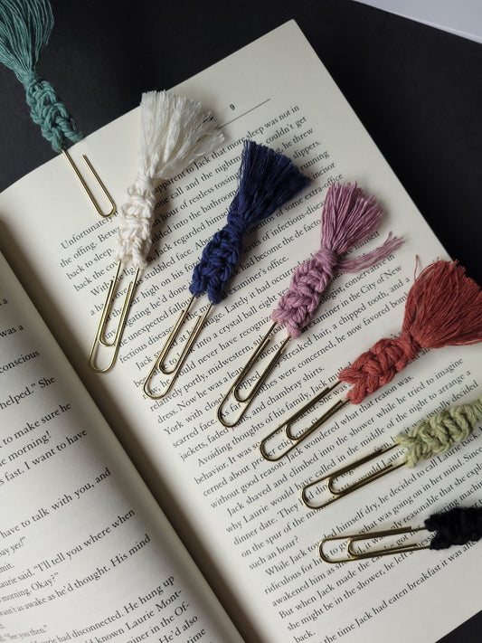 Macrame Bookmarks Paperclips | Mermaid | Fishtail | Gold Paper Clip | mini macrame Stationary | School Supplies | Set of 2